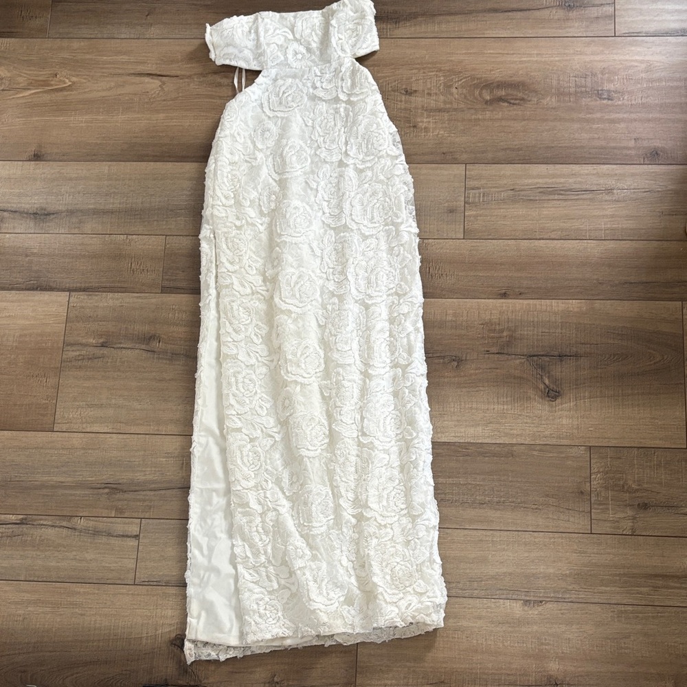 Alamour The Label White Lace Maxi Dress